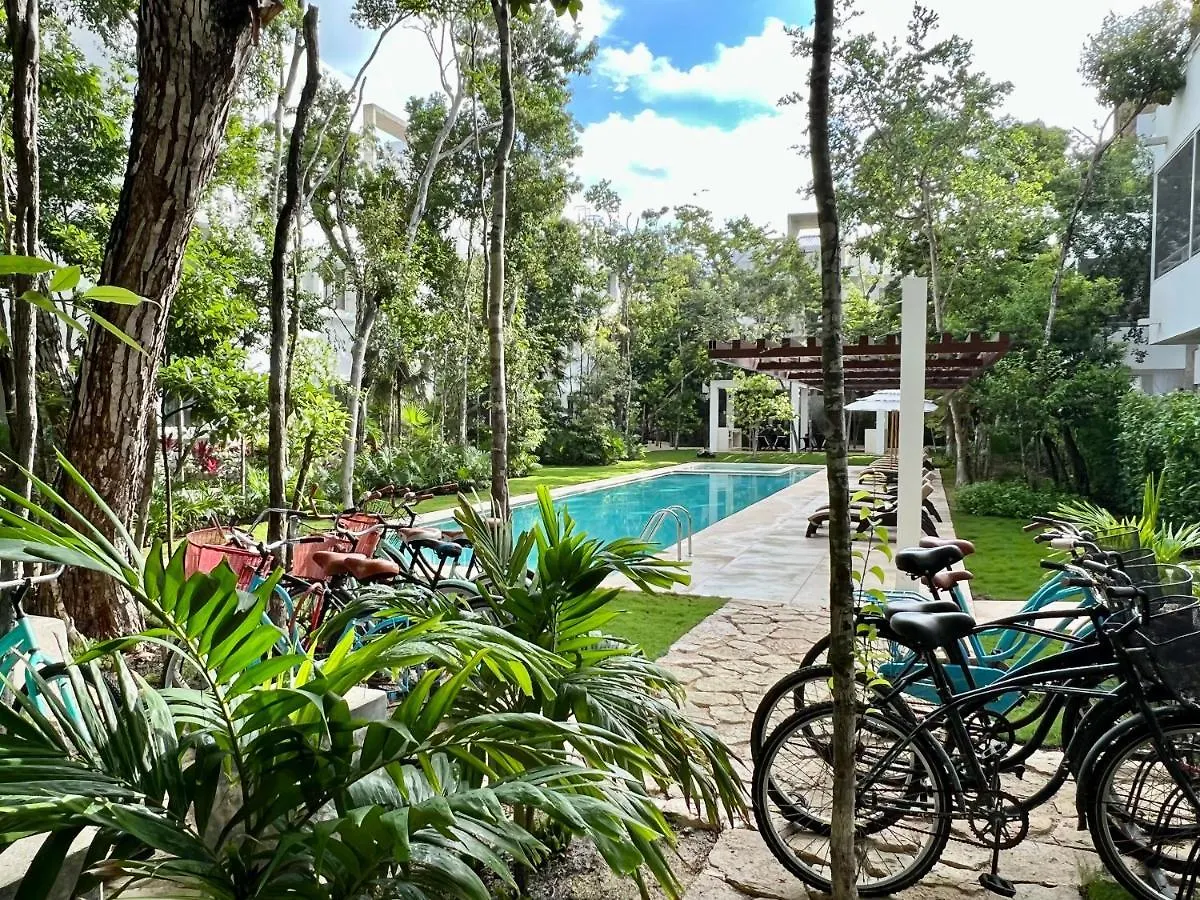 Tuluminati House-Bohemian Chic Luxury @Zama, Tulum Villa